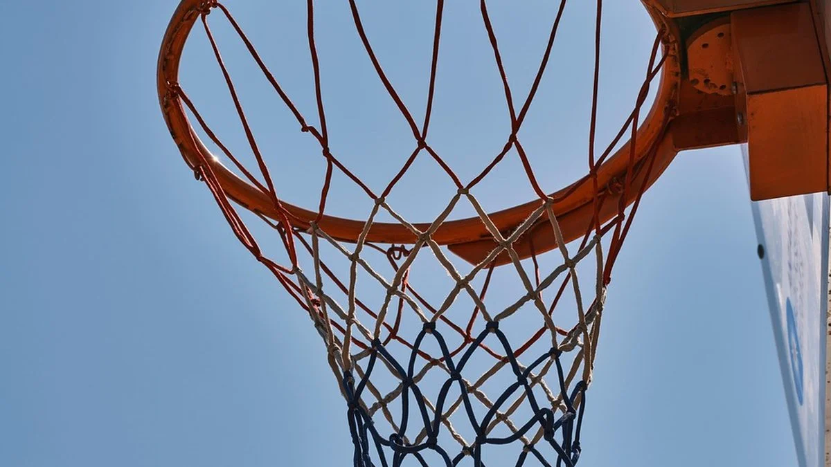 NBA休赛期十队角力:替补深度与轮换效率成关键
